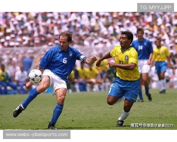 蒙扎门将采用罕见“清道夫”式站位,直接导致本队后防线前提10米 蒙扎门将采用罕见“清道夫”式站位,直接导致本队后防线前提10米